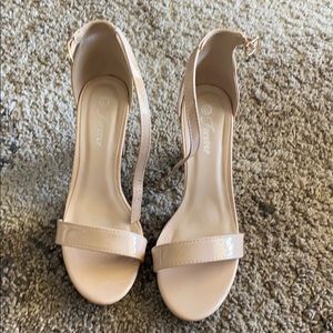 Forever Nude Heels Size 6.5